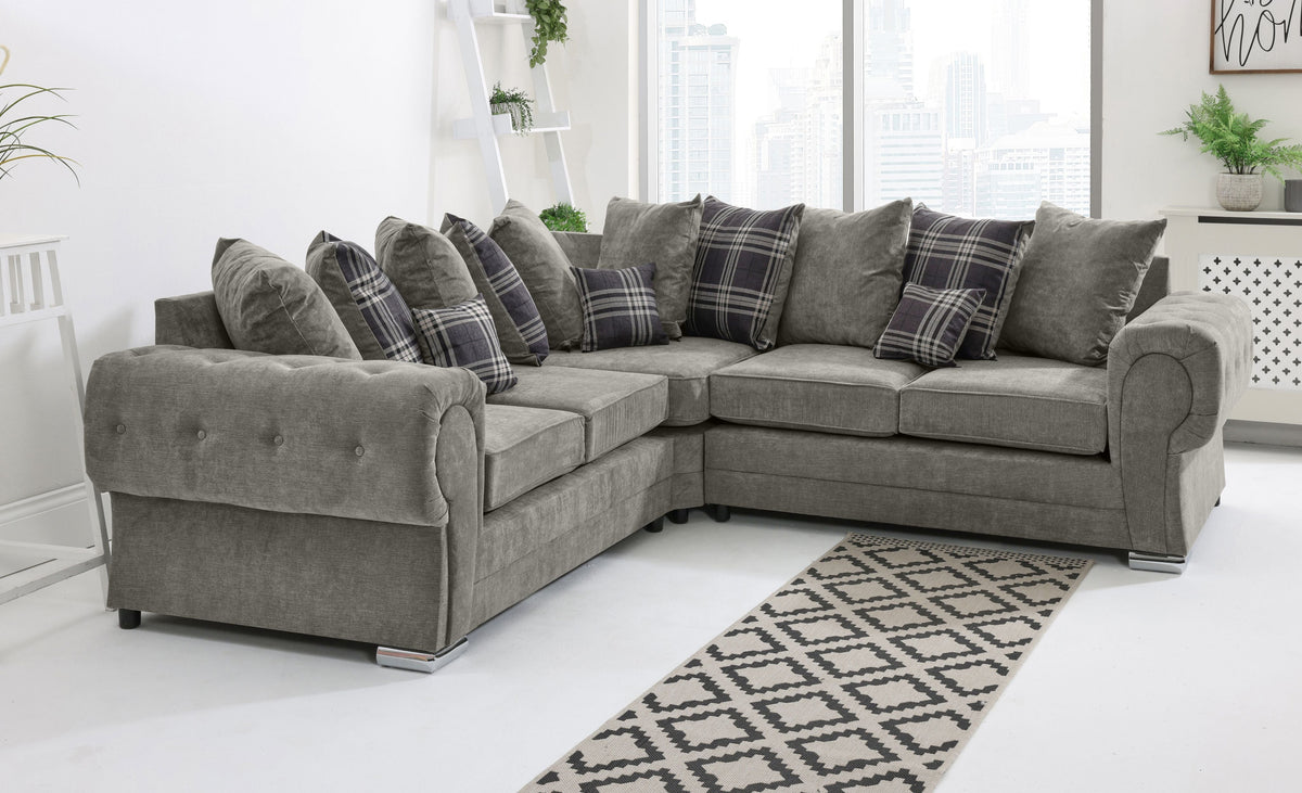 Verona Chenille Corner Scatterback - reference view 2