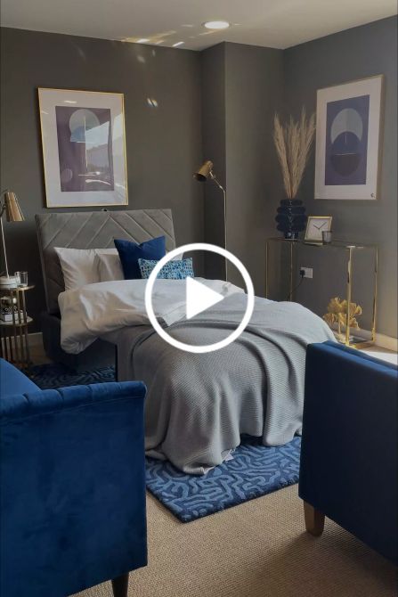 Jack Ottoman/Bed