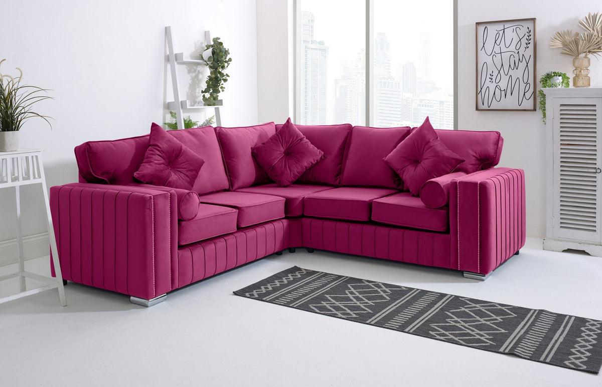 Layla Corner Fullback - 2C2 + Extra Cushions - cerise
